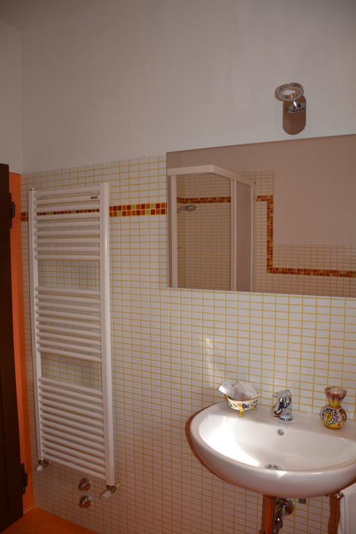 Dimora Ricceri Apartment อิมปรูเนตา ภายนอก รูปภาพ